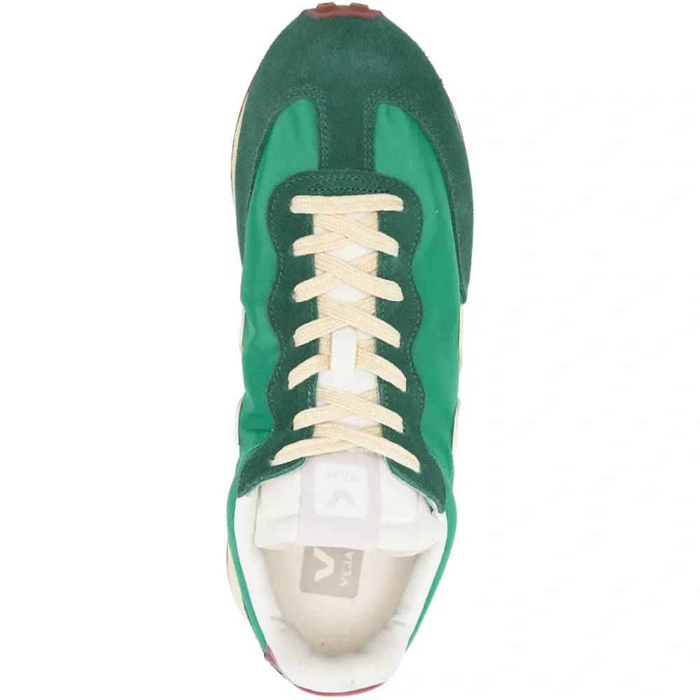 Кроссовки с замшевыми вставками