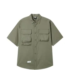 Рубашка с короткими рукавами и нагрудным карманом