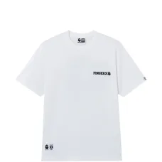 Футболка с логотипом