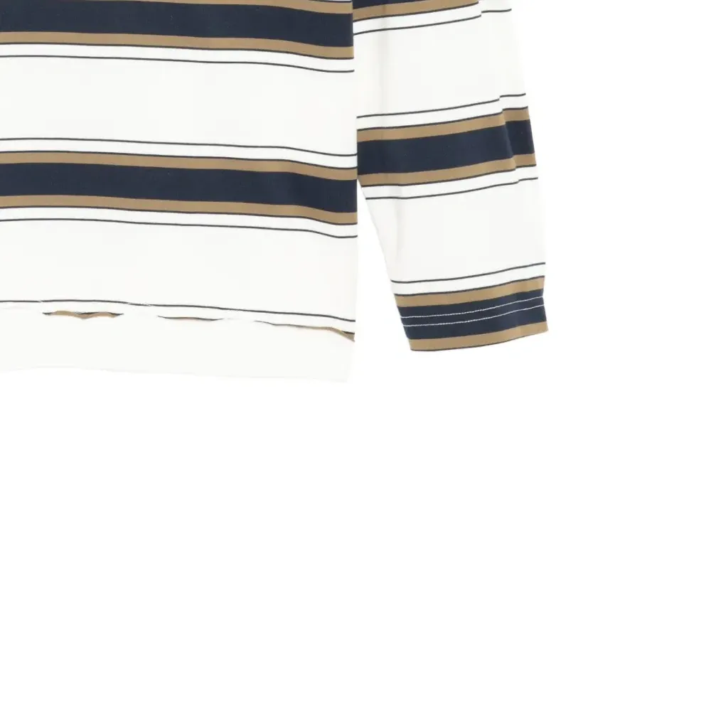 Футболка с круглым вырезом