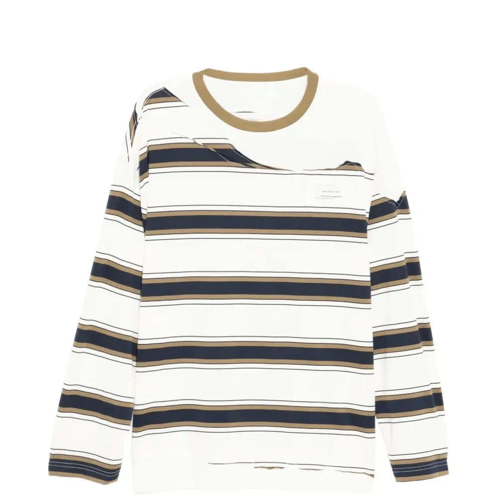 Футболка с круглым вырезом