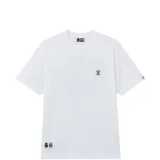 Футболка с логотипом