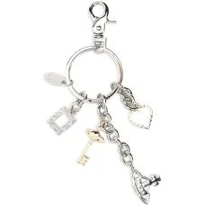 Брелок с несколькими подвесками