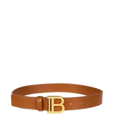 Ремень с пряжкой и логотипом