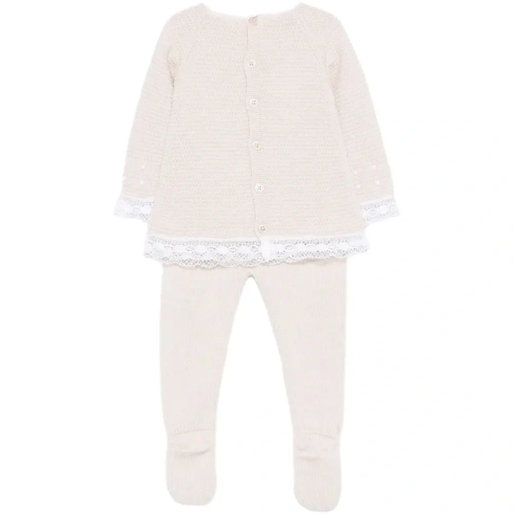 Вязаный комплект с отделкой из кружева