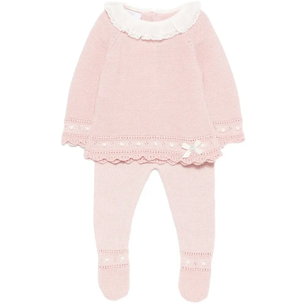 Вязаный комплект с кружевным воротником и брюками