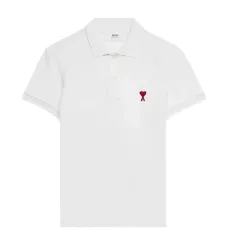 Поло с сердечным мотивом