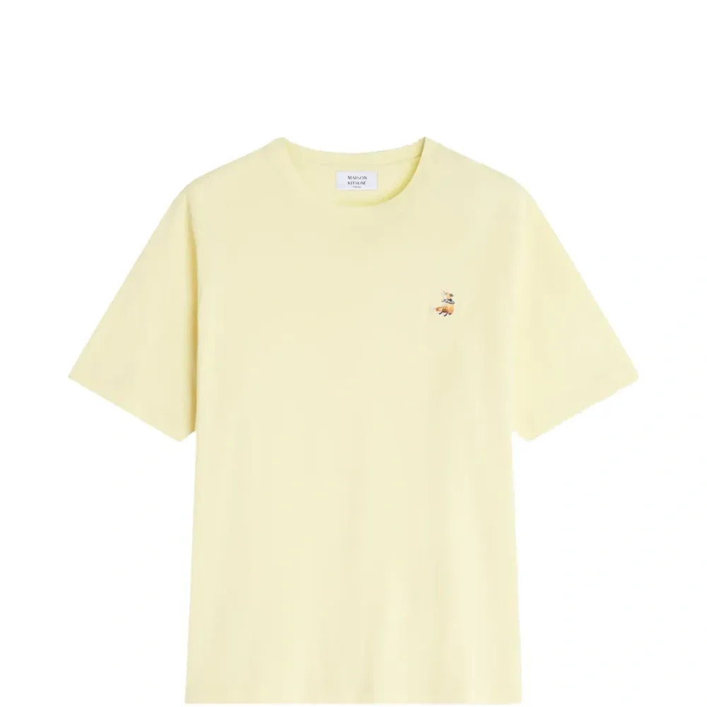 Футболка с вышивкой и круглым вырезом