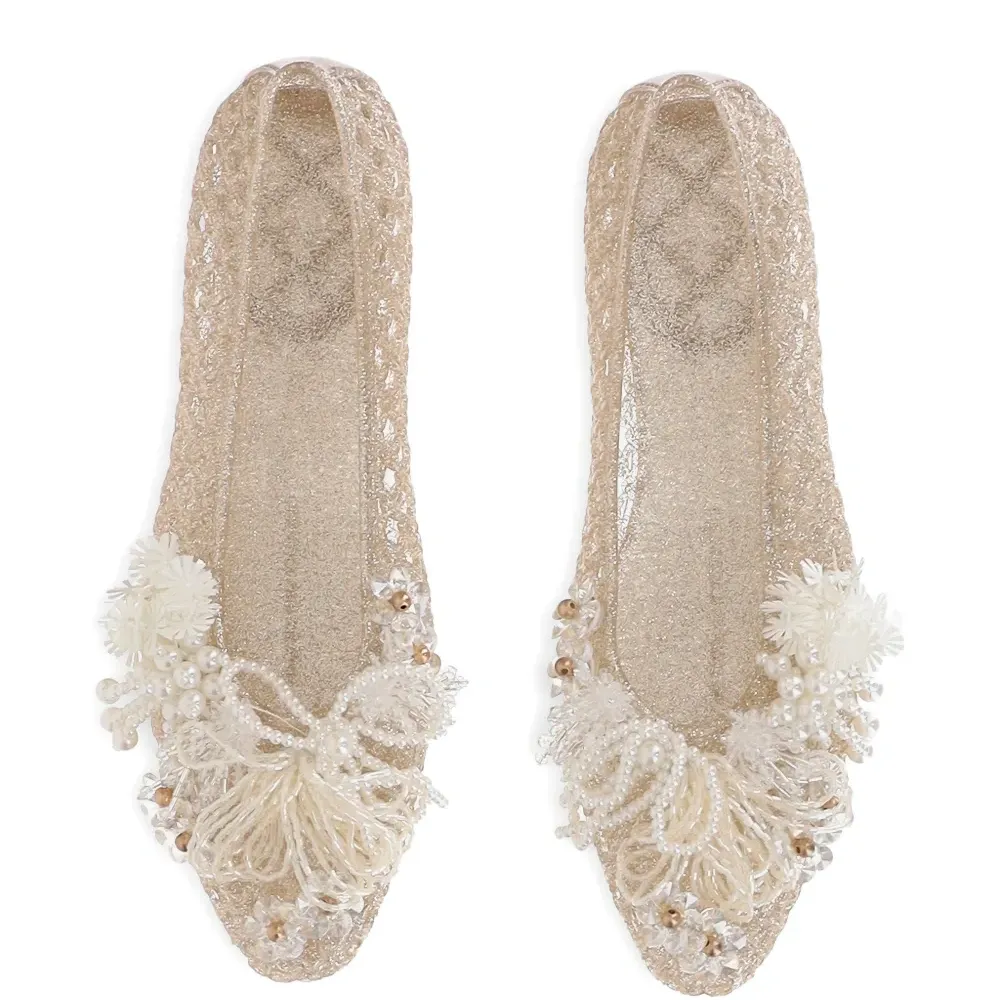 Балетки, украшенные бусинами