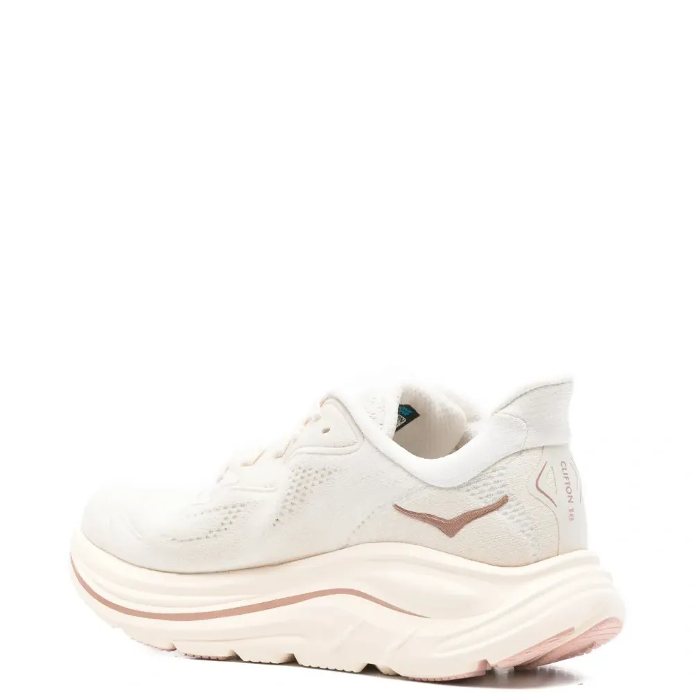 Кроссовки Clifton 10 с логотипом