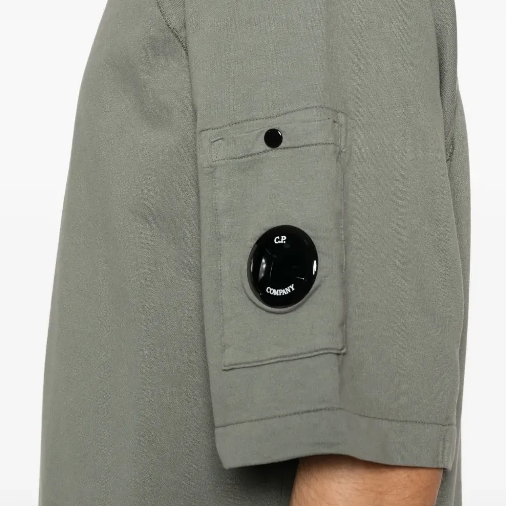 Футболка с карманом