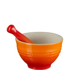 Оранжевая ступка с пестиком