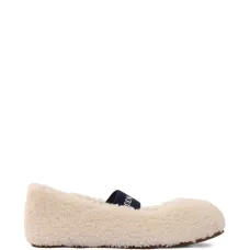 Балетки с ремешком из овчины