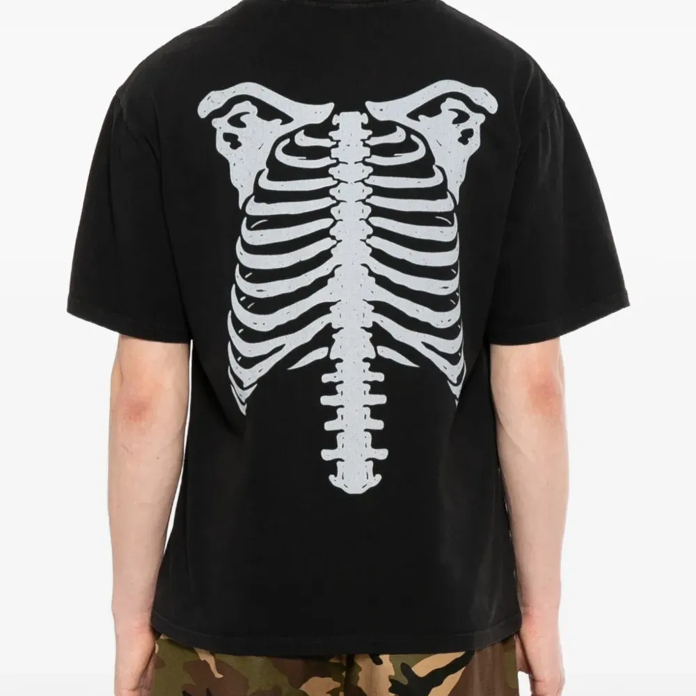 Футболка с принтом