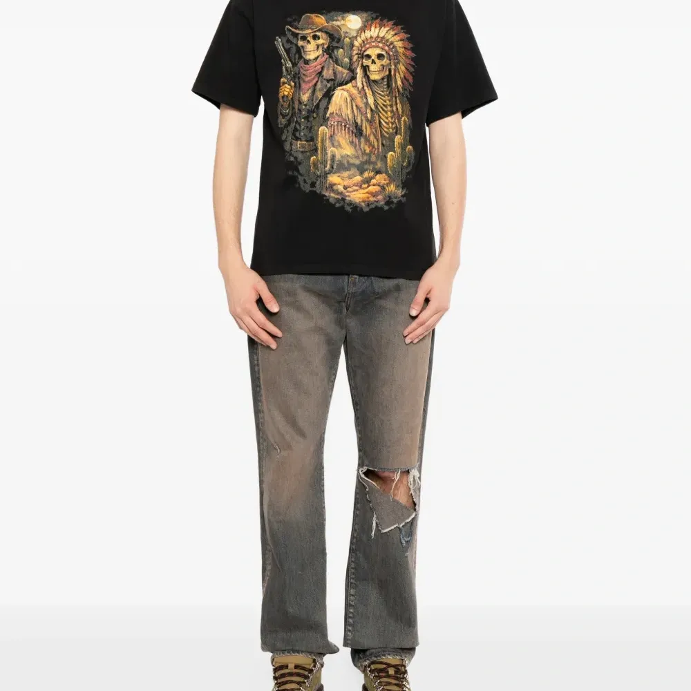 Футболка с графическим принтом