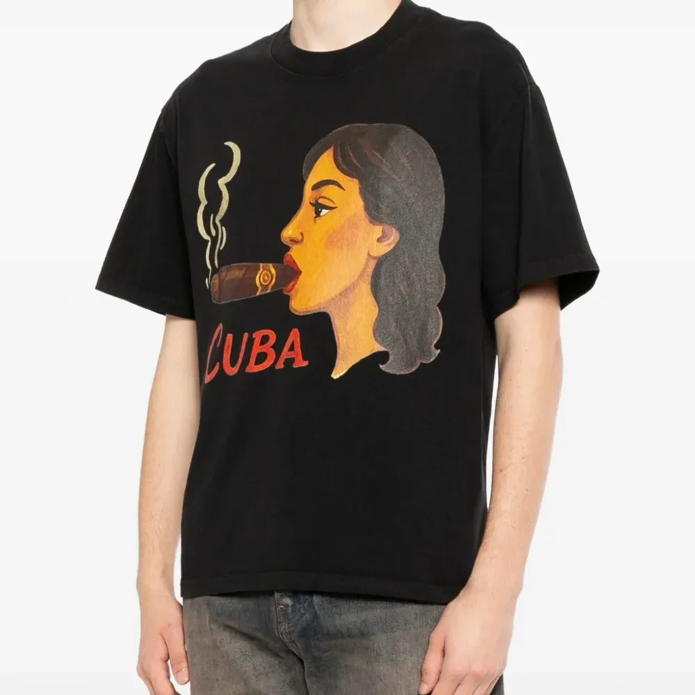 Футболка с графическим принтом