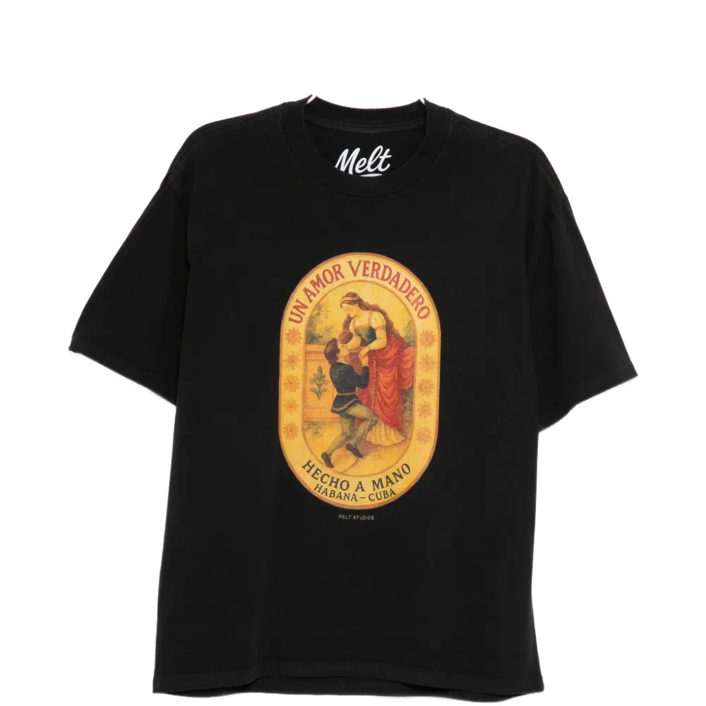 Футболка с круглым вырезом