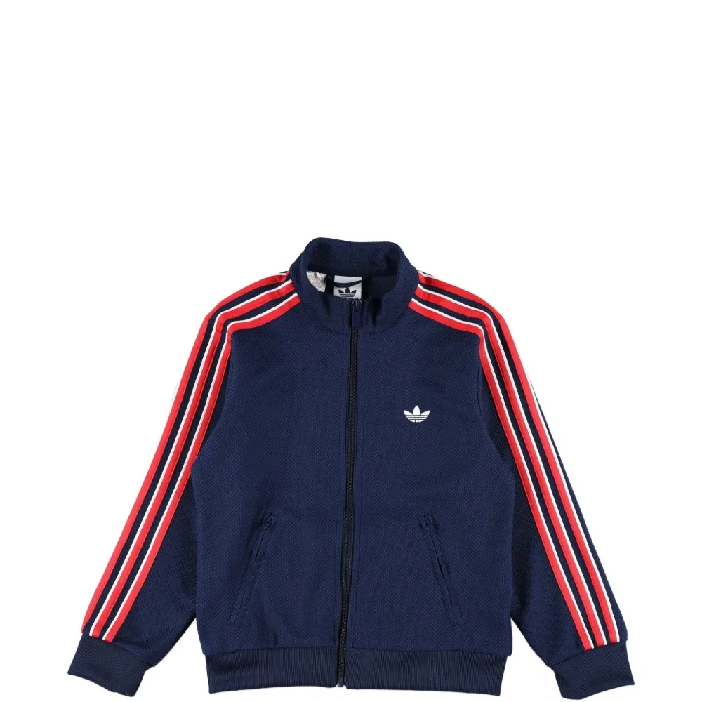 Свитер с полоской и молнией