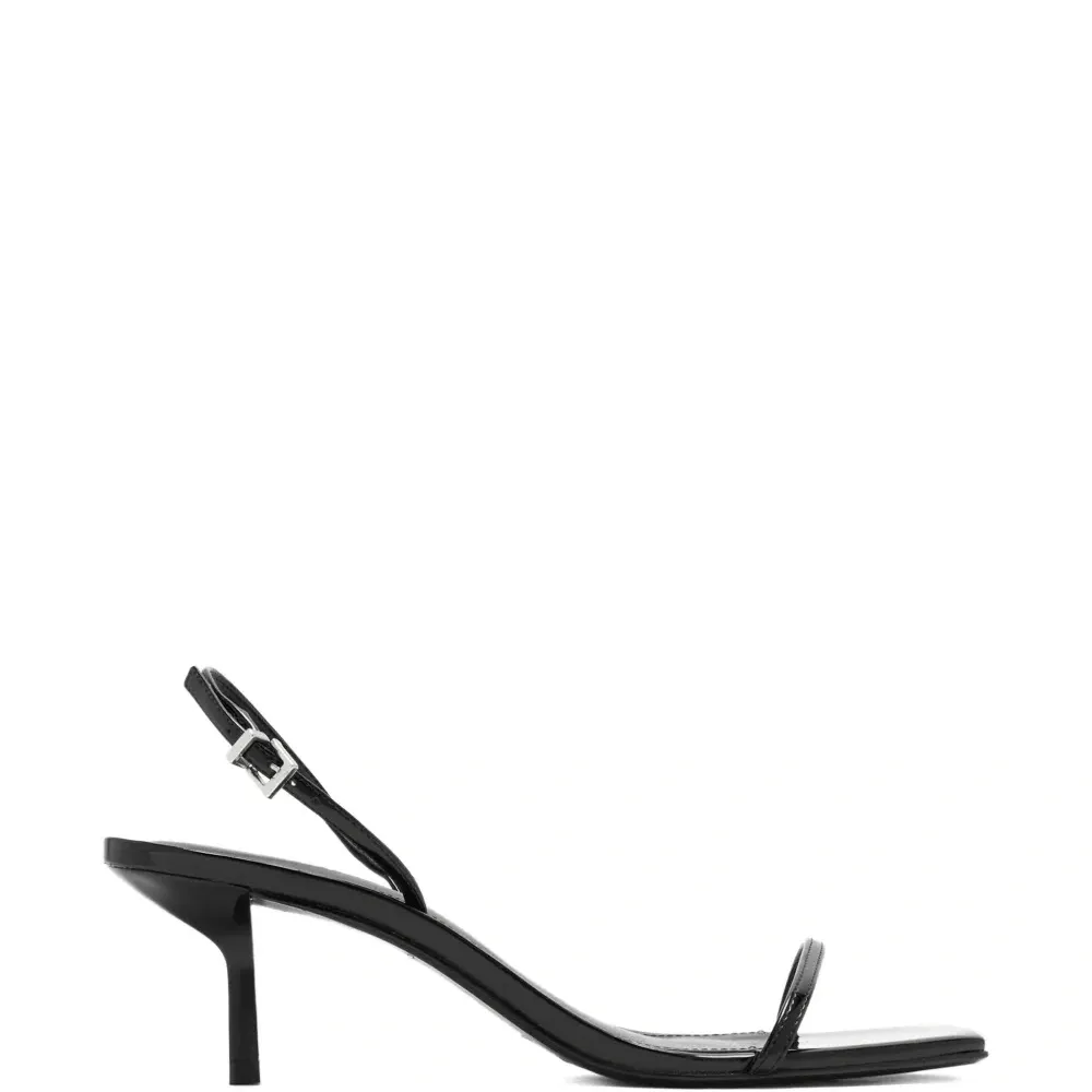 Босоножки Judith с открытым квадратным мысом и ремешком на пятке