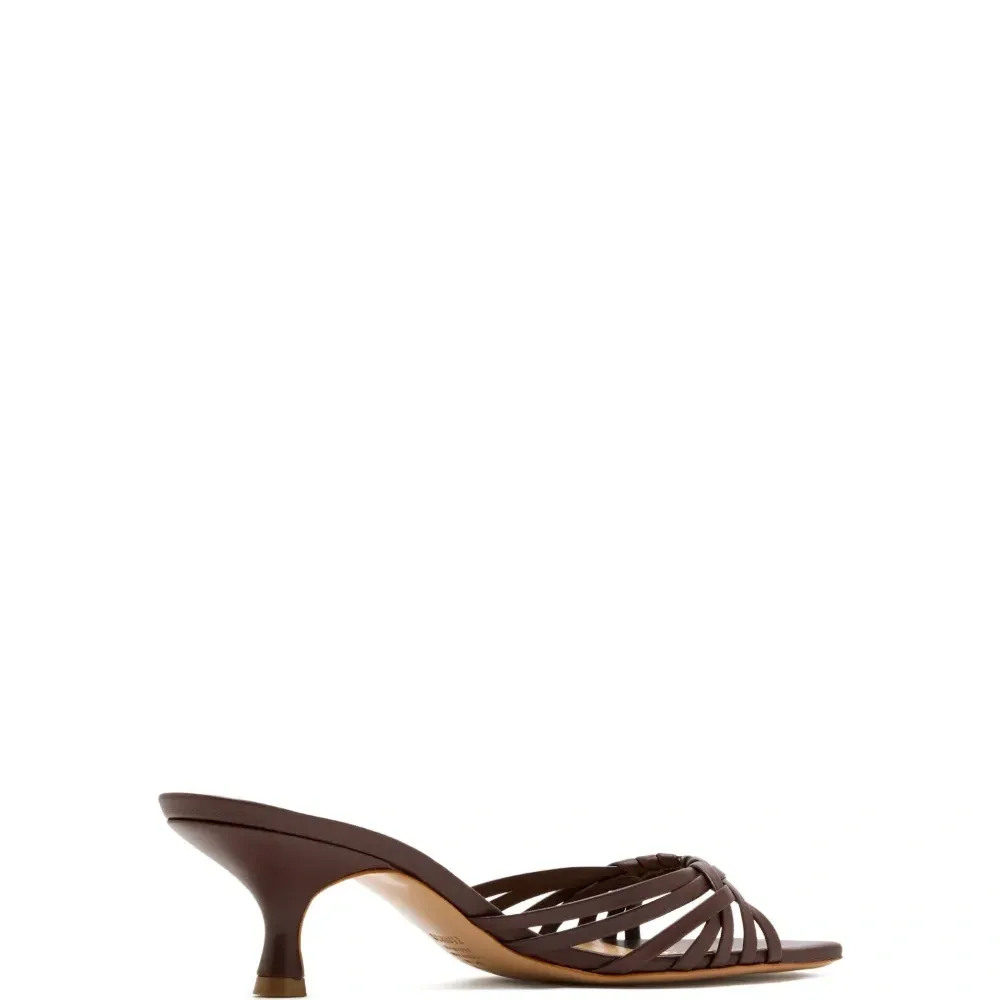 Босоножки Tara с плетёными ремешками