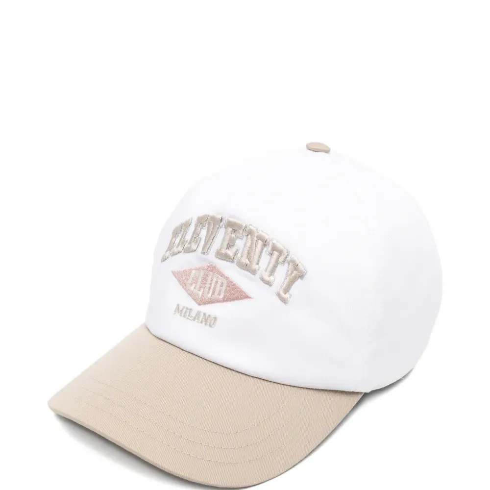 Бейсболка с вышивкой Бейсболка с вышивкой