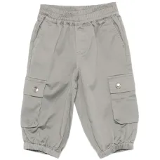 Брюки с накладными карманами