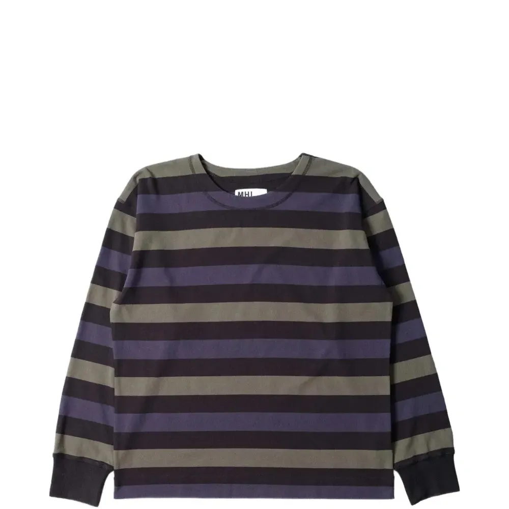 Футболка в полоску с круглым вырезом