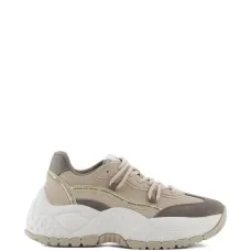 Кроссовки с логотипом