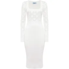 Платье с квадратным вырезом и алмазным плетением