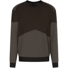 Свитер с цветными блоками