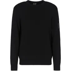 Свитер с круглым вырезом