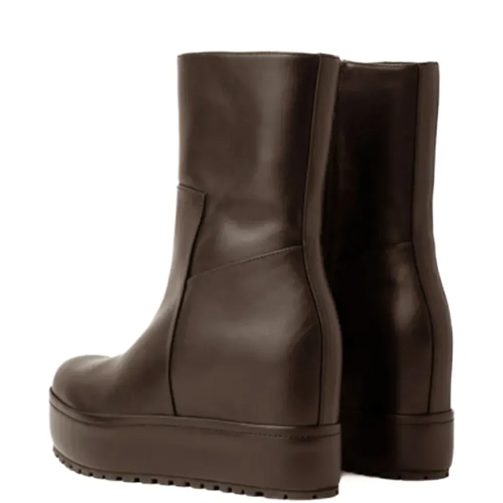 Ботинки на платформе