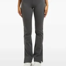 Расклешённые брюки с эластичным поясом