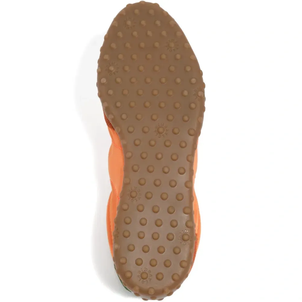 Кроссовки на шнуровке