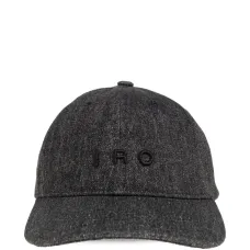 Бейсболка с вышитым логотипом