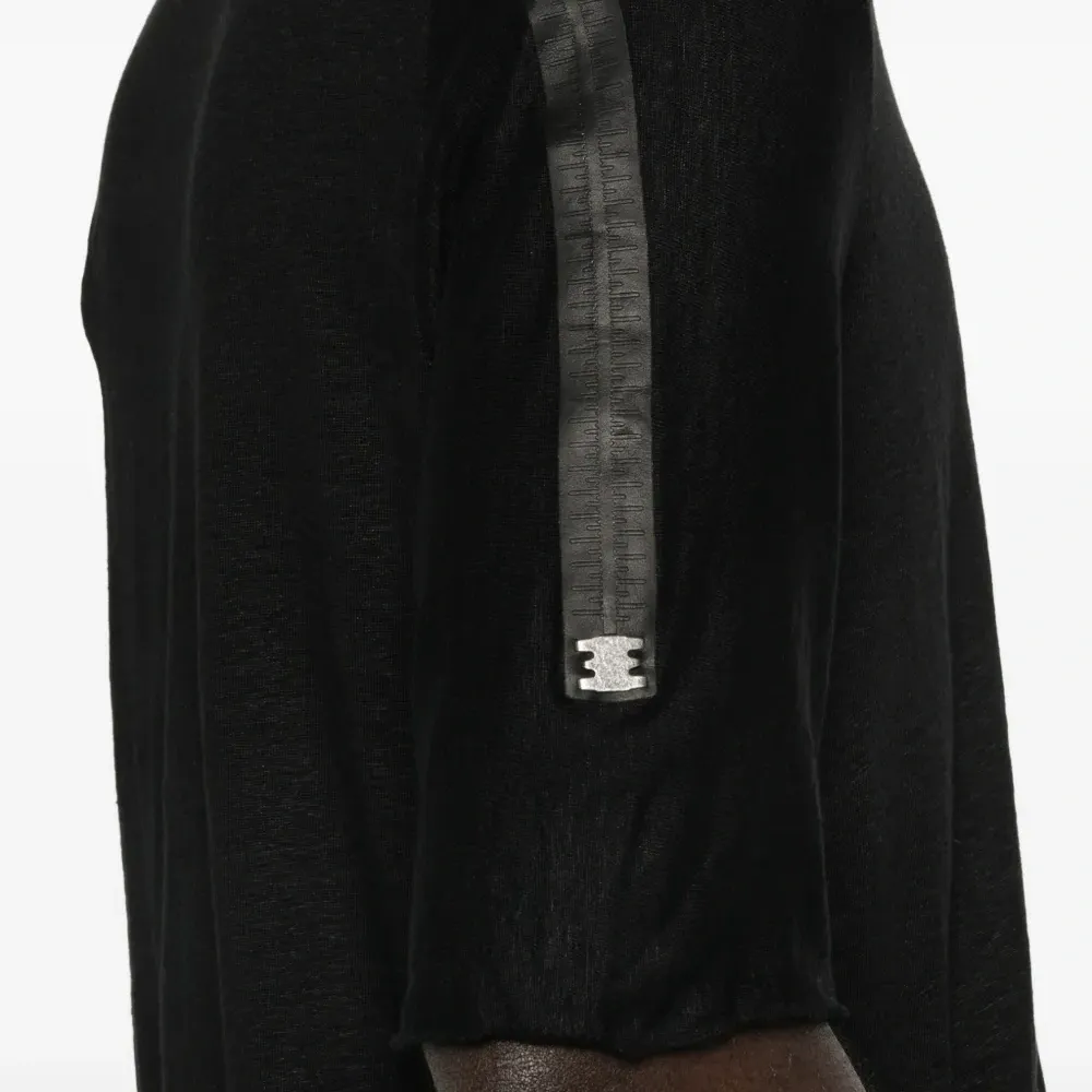 Футболка с круглым вырезом