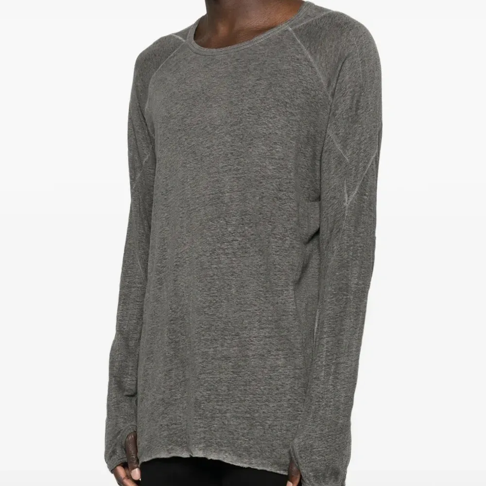 Футболка с длинными рукавами