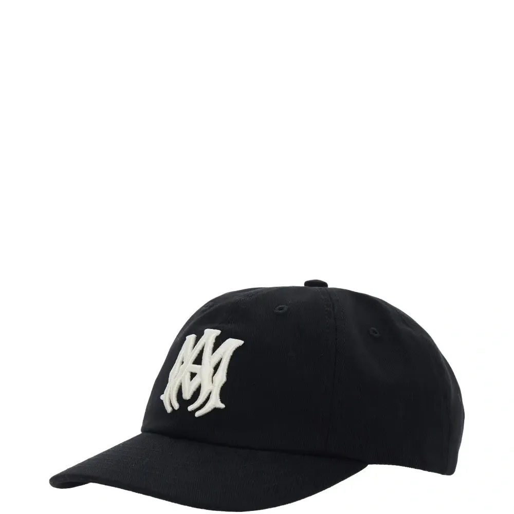 Вышитая кепка