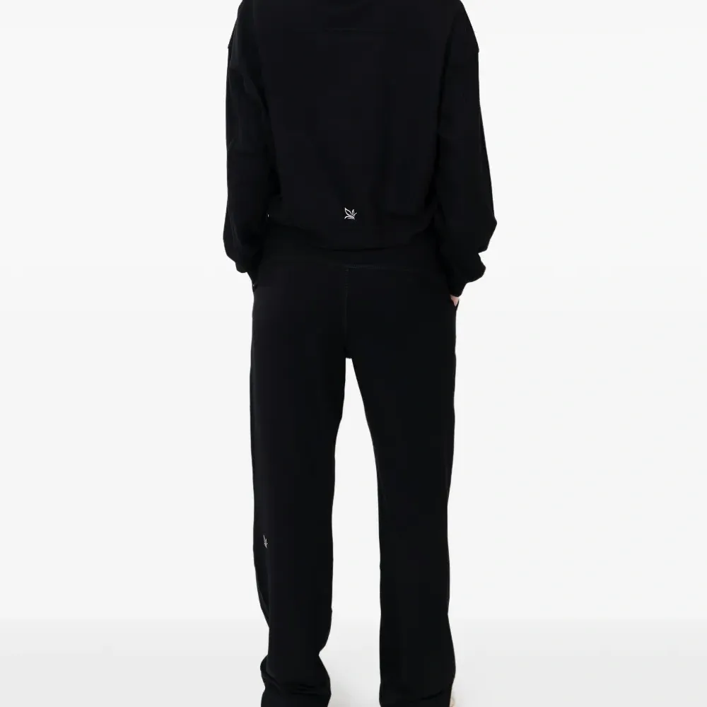 Тренировочные брюки с логотипом на спине