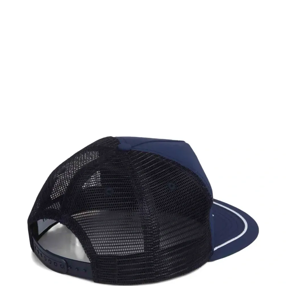 Бейсболка с логотипом