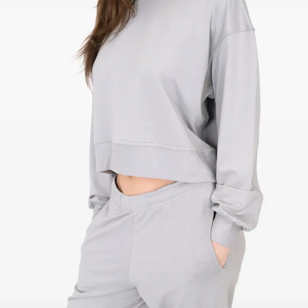 Спортивные брюки укороченного кроя