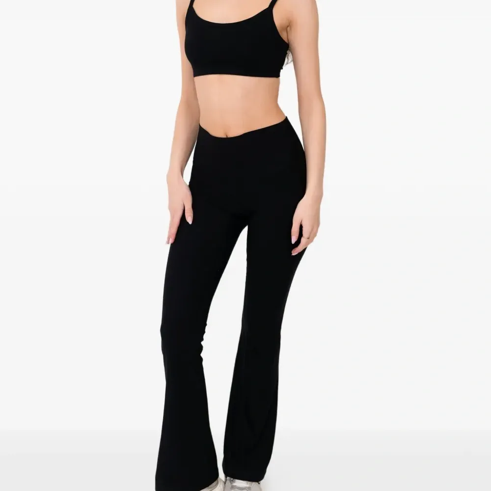 Брюки-клёш с высокой талией