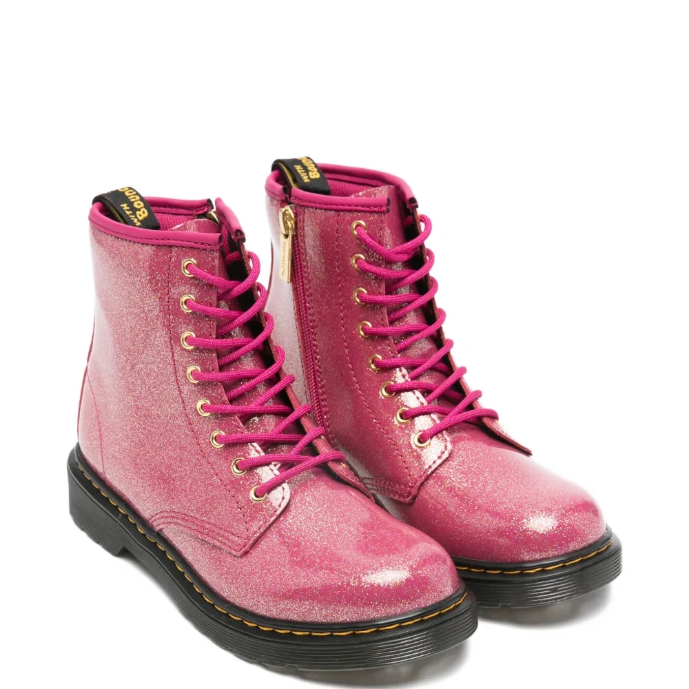 Блестящие ботинки на шнуровке