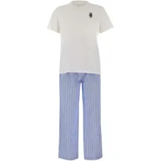 Вышитая полосатая пижама