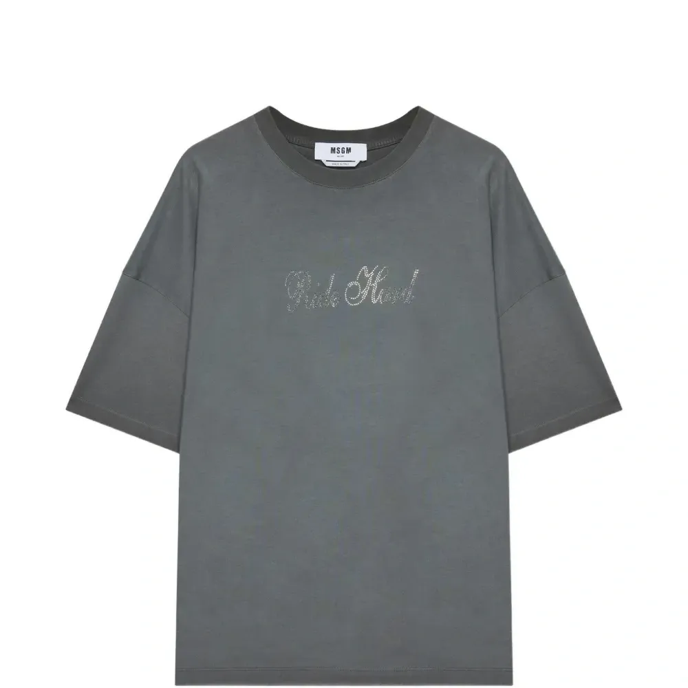 Футболка с украшением из страз