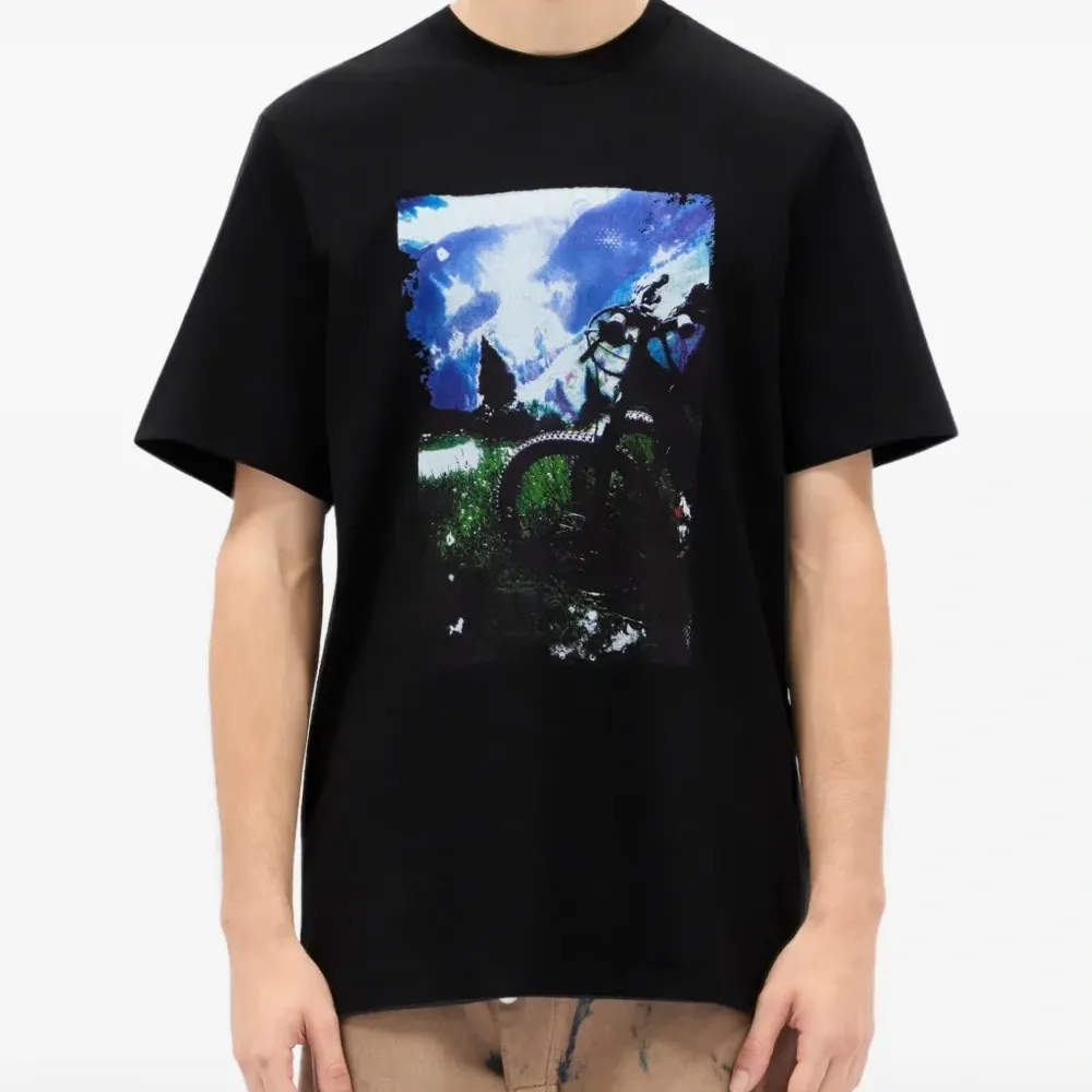 Футболка с графическим принтом