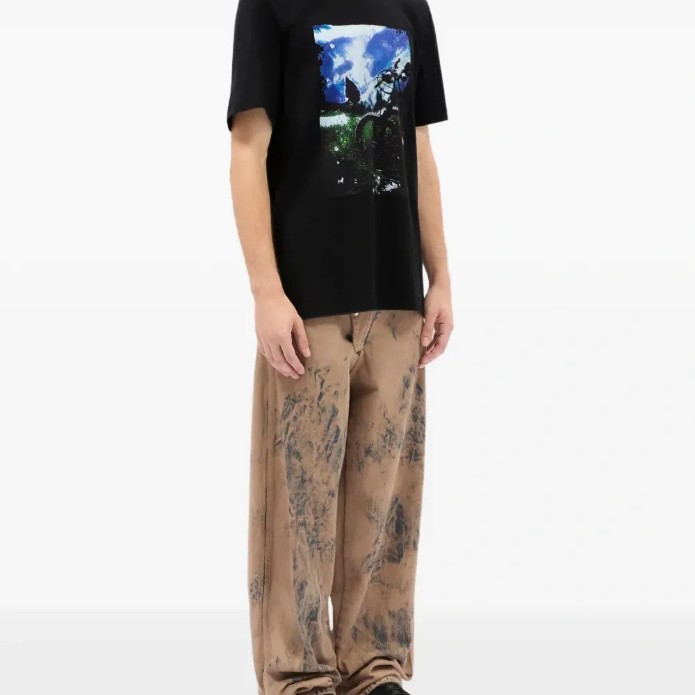 Футболка с графическим принтом