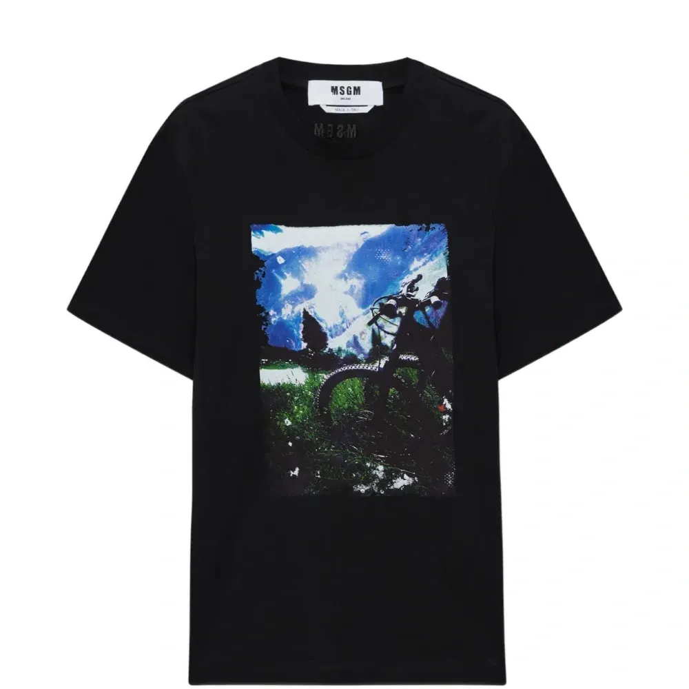 Футболка с графическим принтом