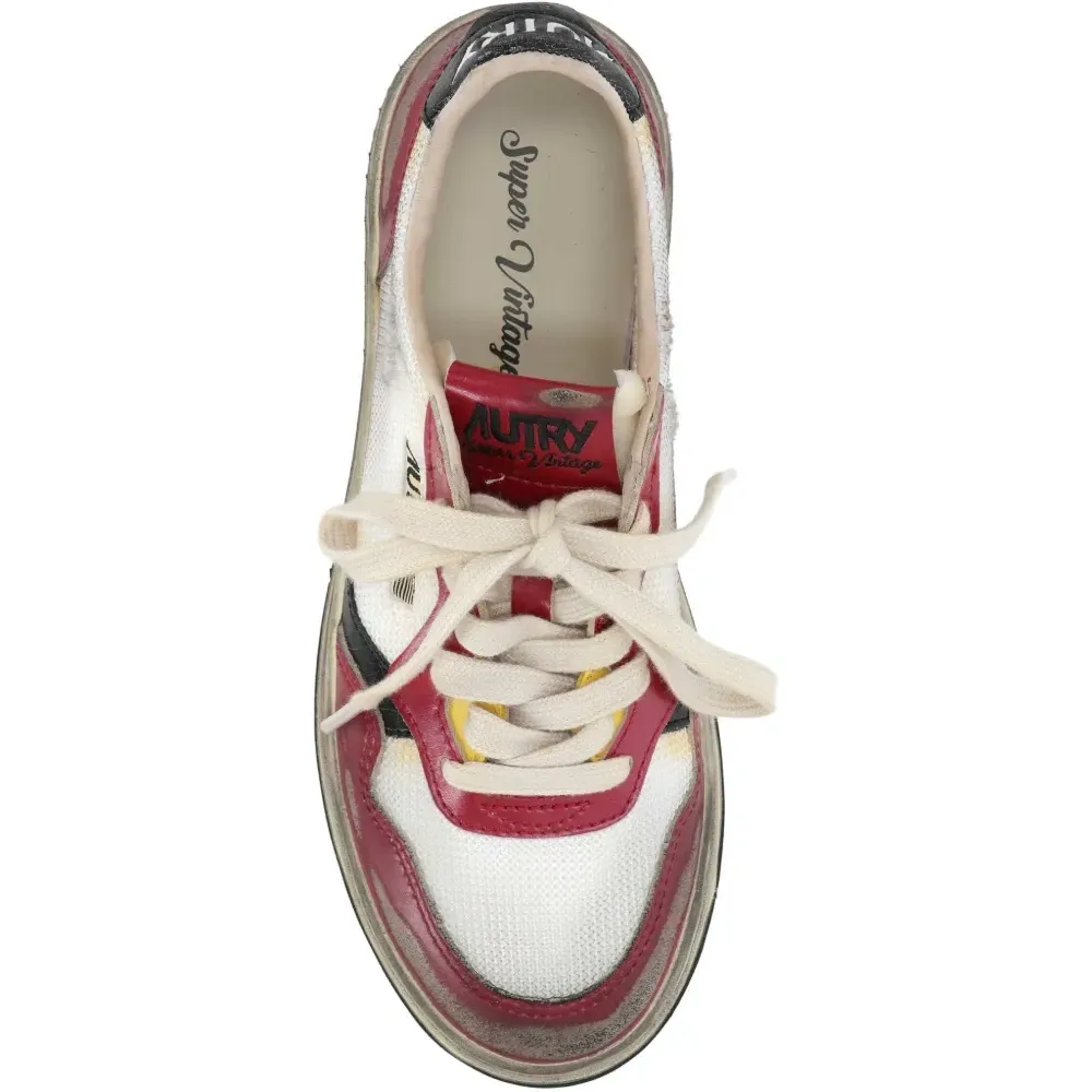 Сетчатые кроссовки