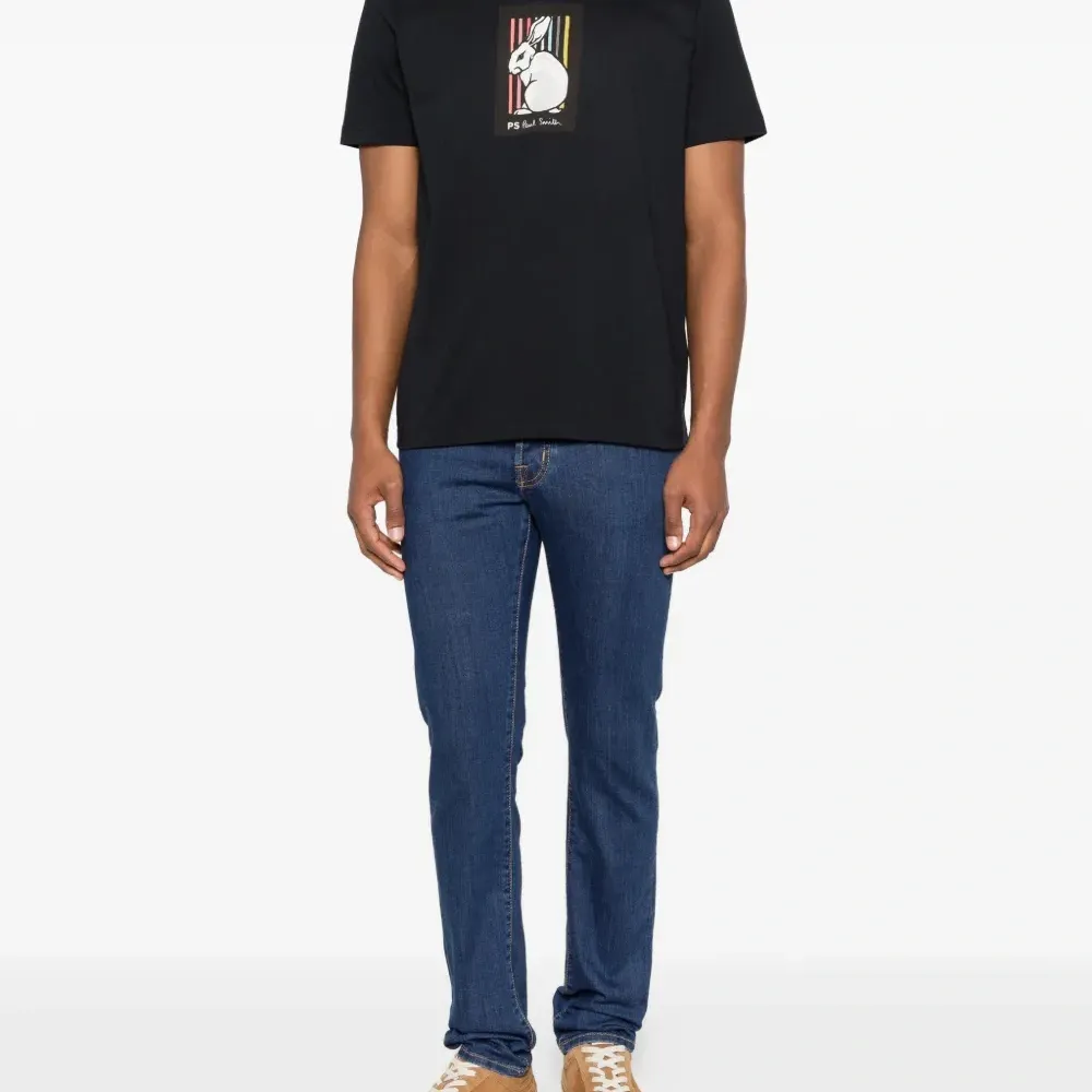 Футболка с принтом кролика